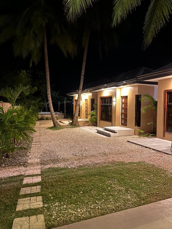 Southseas Beach Resort And Dive Center Santander Dış mekan fotoğraf