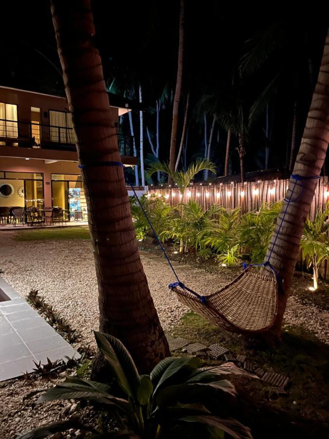 Southseas Beach Resort And Dive Center Santander Dış mekan fotoğraf
