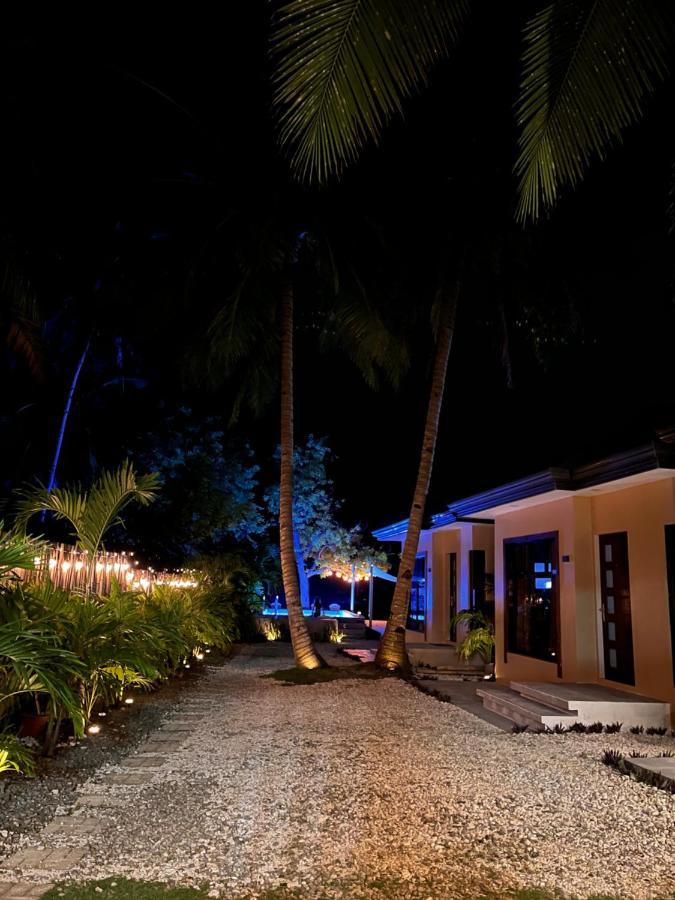 Southseas Beach Resort And Dive Center Santander Dış mekan fotoğraf